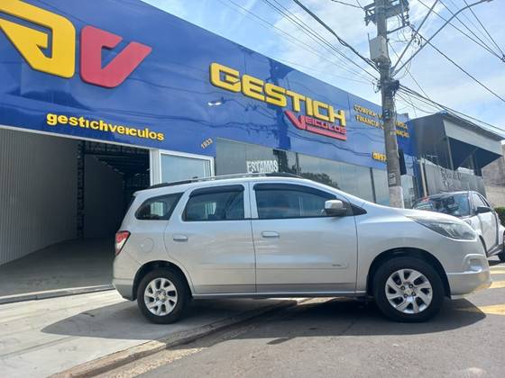 CHEVROLET SPIN 1.8 LTZ 8V FLEX 4P AUTOMÁTICO CHEVROLET SPIN 1.8 LTZ 8V FLEX 4P AUTOMÁTICO